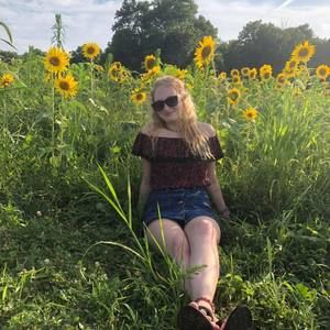 Meet your Posher, Jesalyn